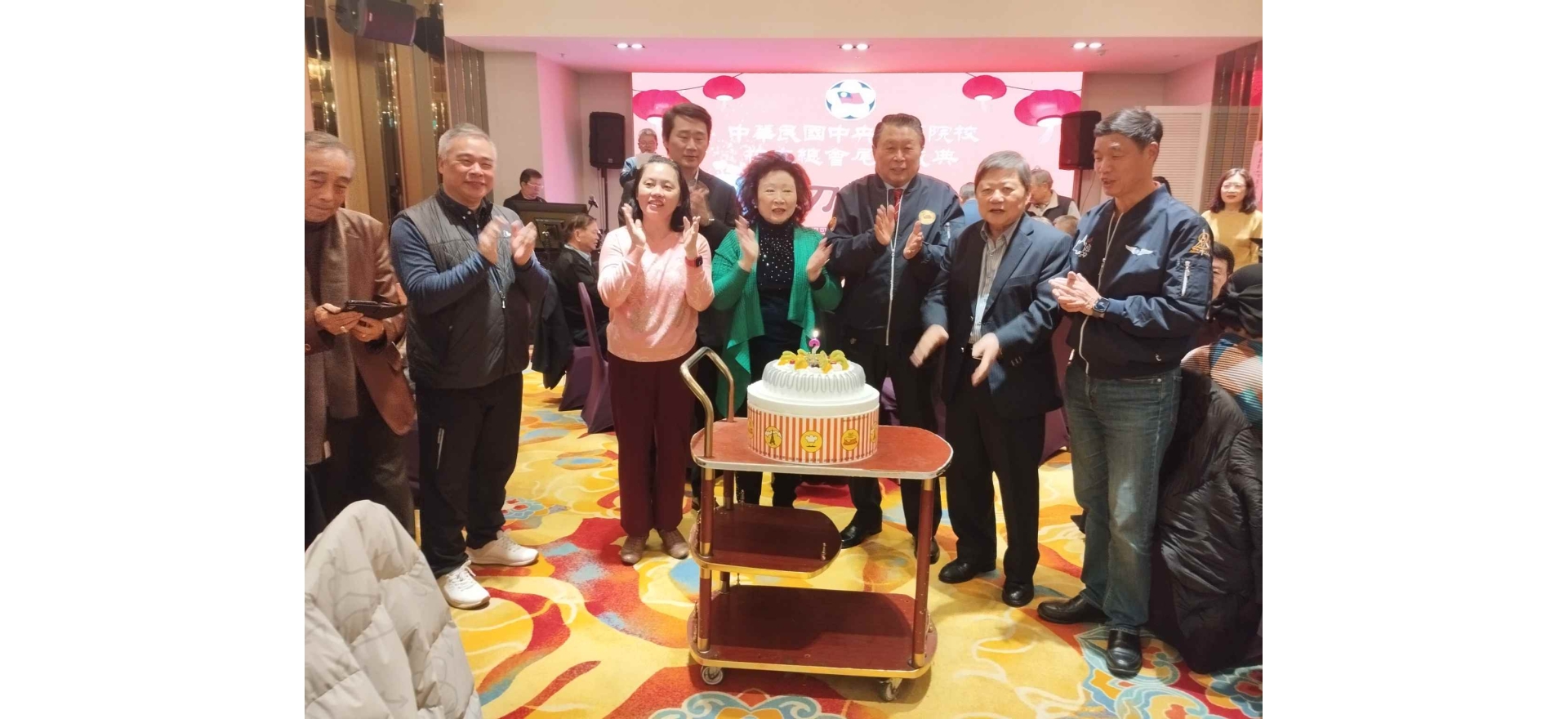 融融的感情交流 唱出生命之歌